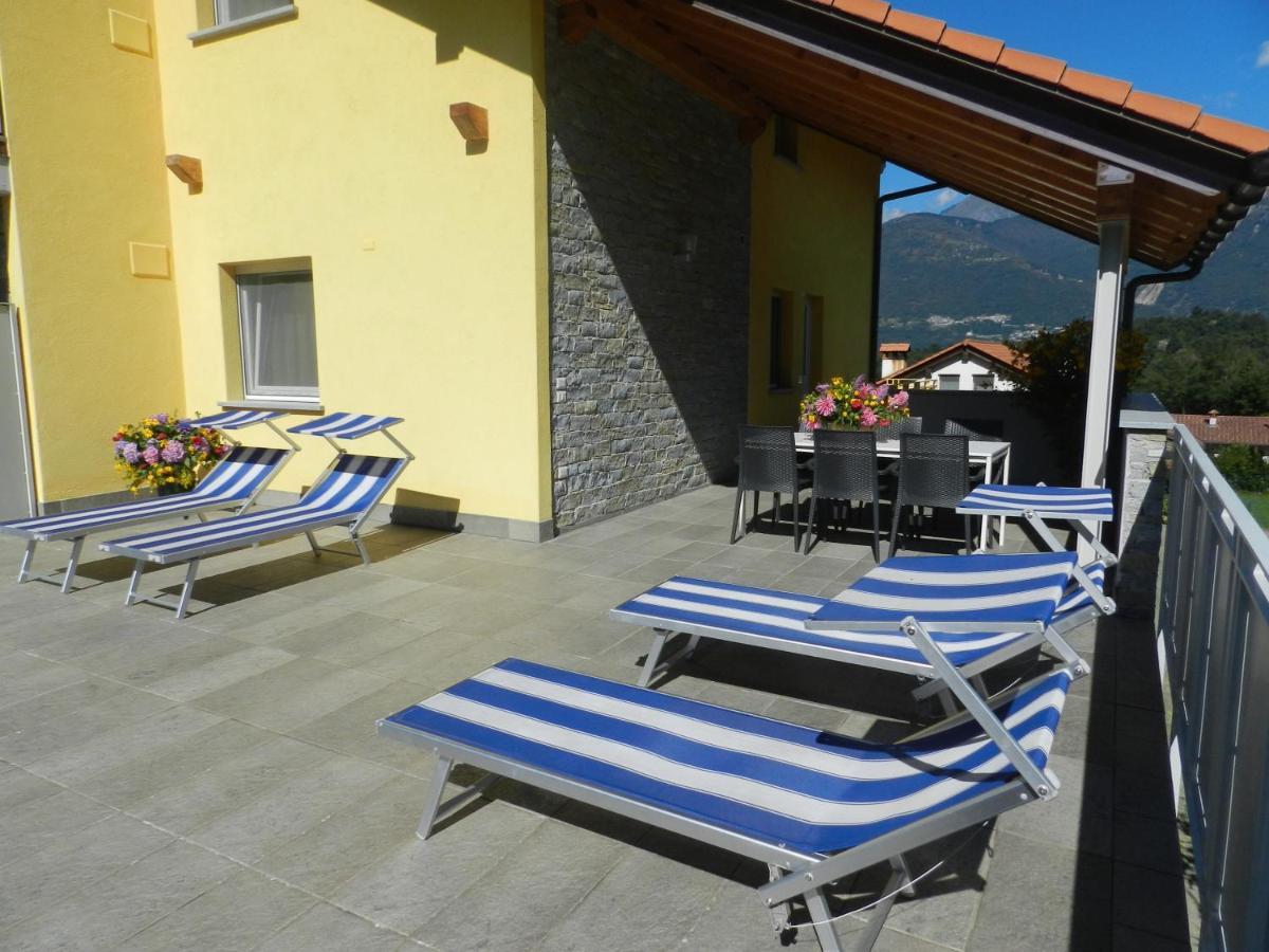 Residence Girasole Casa Gialla Colico Εξωτερικό φωτογραφία