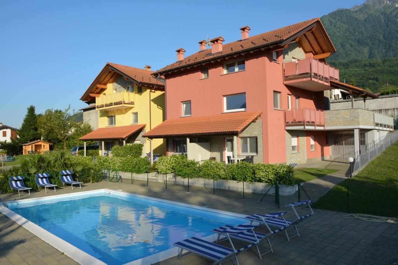 Residence Girasole Casa Gialla Colico Εξωτερικό φωτογραφία