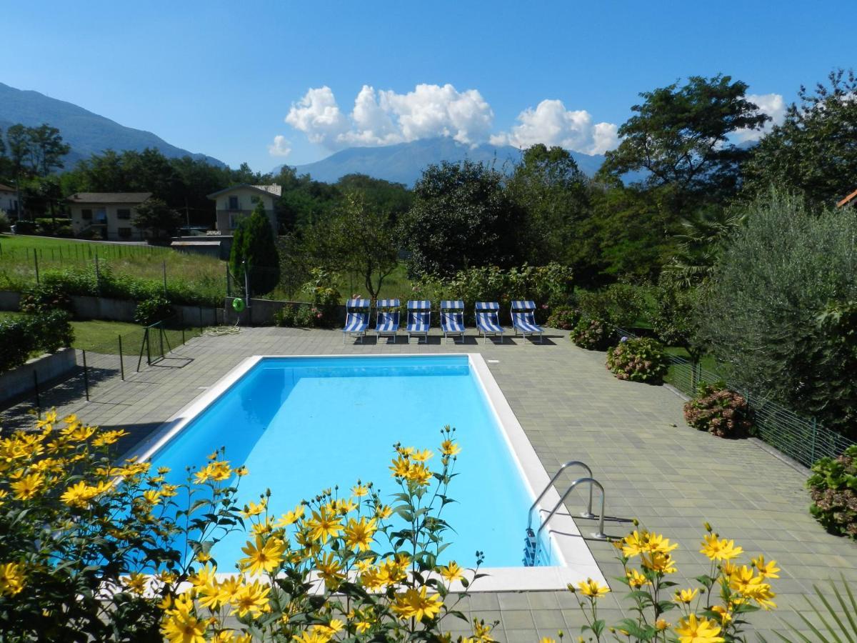 Residence Girasole Casa Gialla Colico Εξωτερικό φωτογραφία