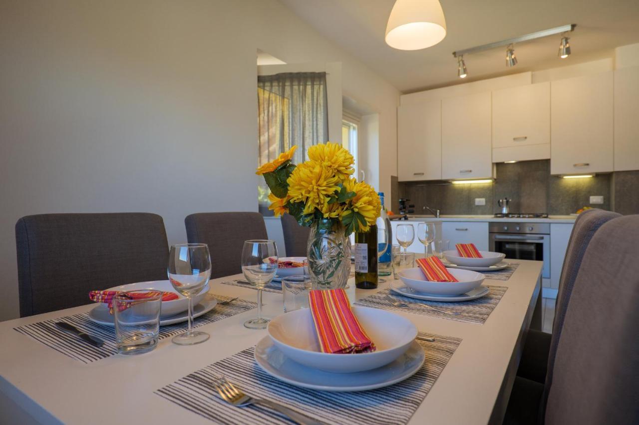 Residence Girasole Casa Gialla Colico Εξωτερικό φωτογραφία