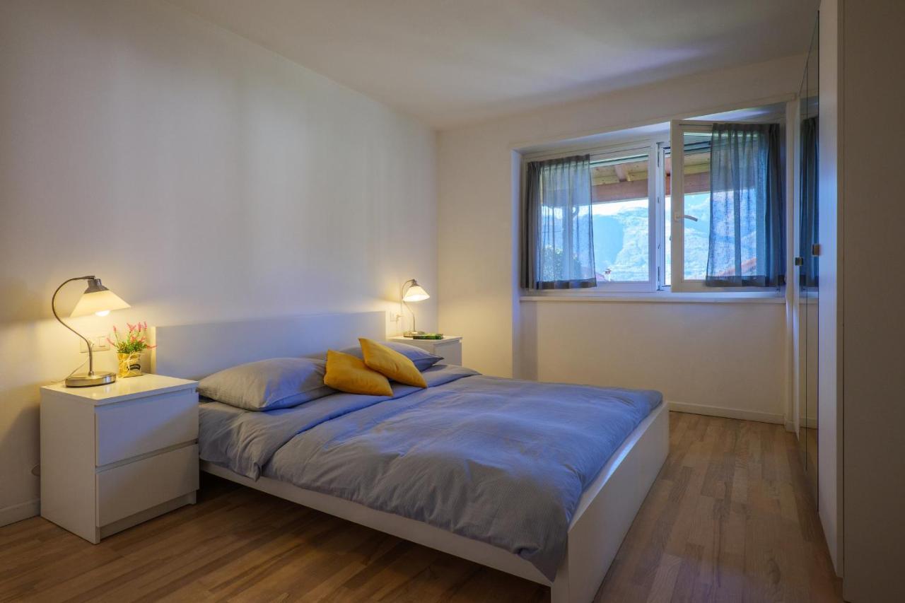 Residence Girasole Casa Gialla Colico Εξωτερικό φωτογραφία