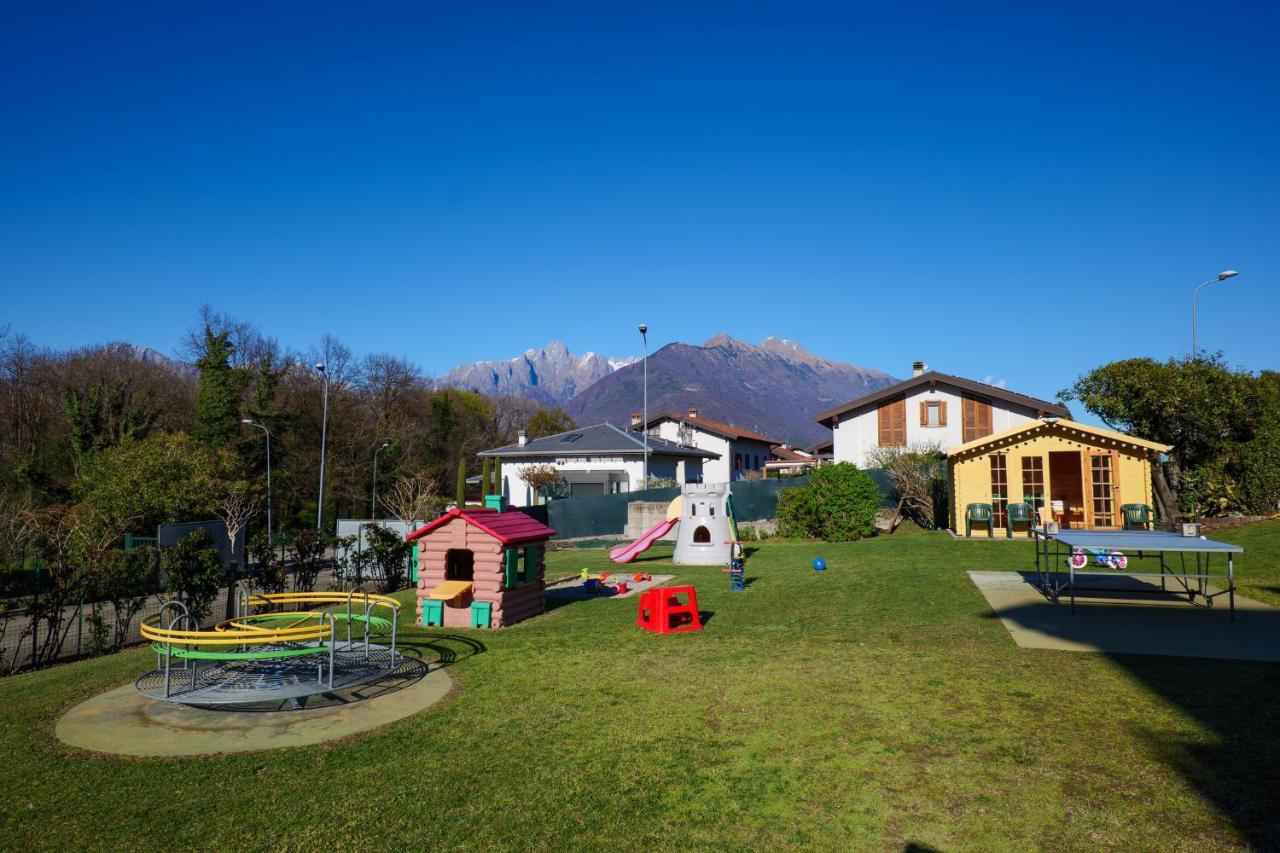 Residence Girasole Casa Gialla Colico Εξωτερικό φωτογραφία